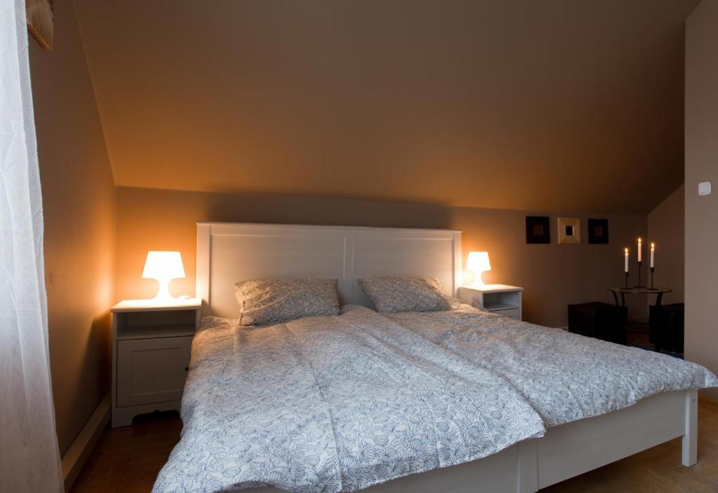 4 Couples & 4 Friends Hostel クラクフ 部屋 写真
