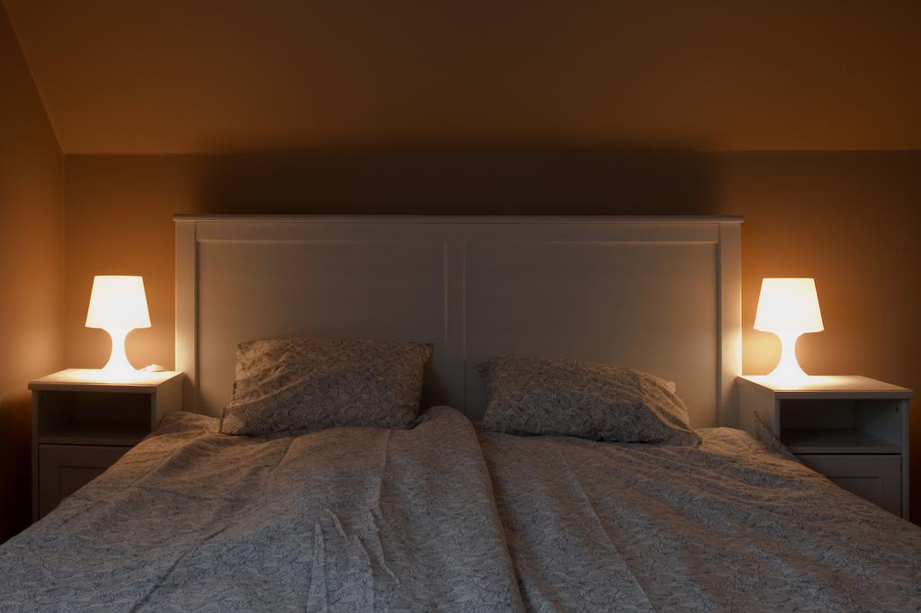 4 Couples & 4 Friends Hostel クラクフ エクステリア 写真